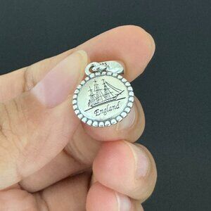 Pandora  England Exclusive Charm